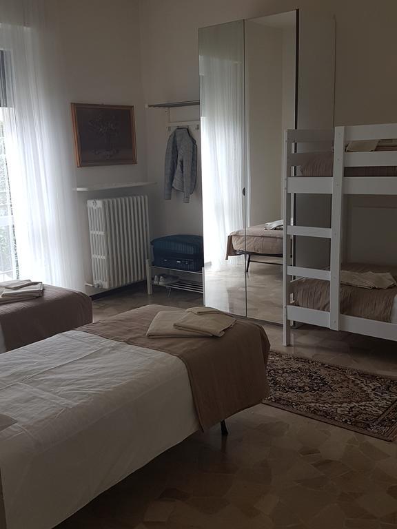 Bed and Breakfast Ai Due Vecchi Ulivi à Garlate Extérieur photo